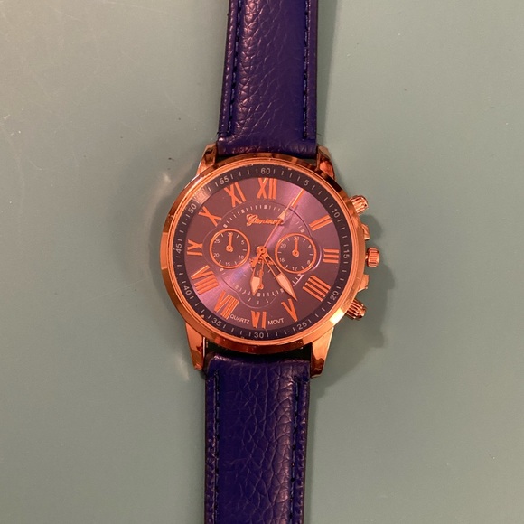 💙⏱️ BLUE & GOLD WATCH ⏱️💙  NWT - Picture 1 of 6